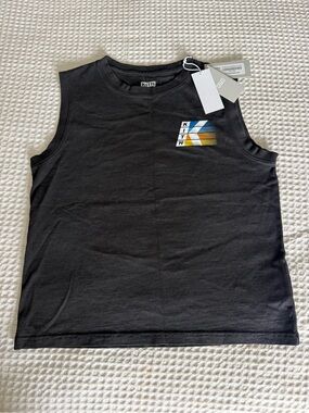 Brand New w/ tags KITH Refraction muscle Tank with Multicolor Stripe Logo new